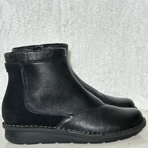 Clarks Womens Black Leather Michela Petal Side Zip Ankle Boots Booties SZ US 9